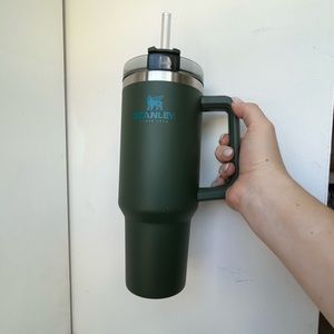 USED - STANLEY ADVENTURE QUENCHER TRAVEL TUMBLER | 40 oz | Soirulina Color